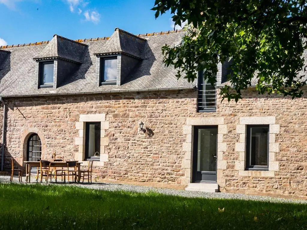 Longere Bretonne Chaleureuse Pres De La Mer Yvias Holiday home